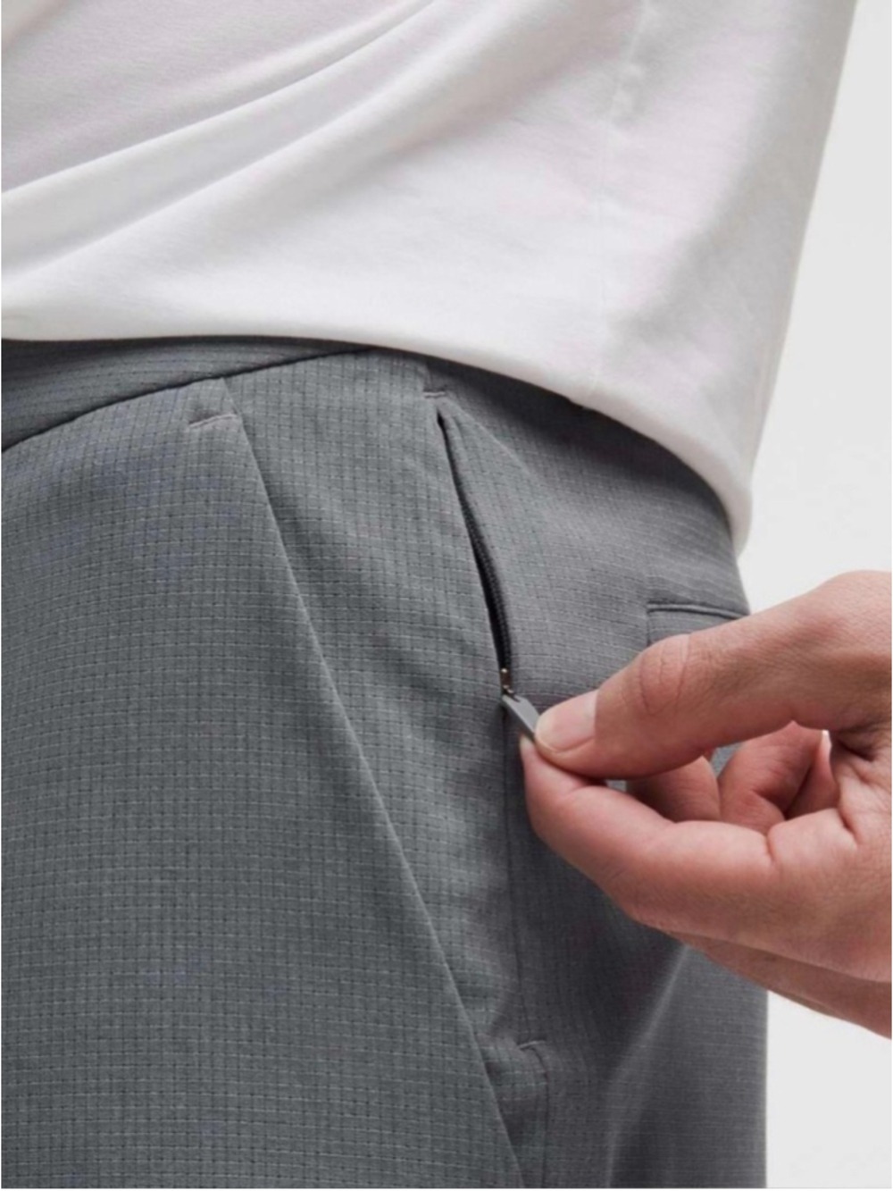 Lululemon ABC Classic-Fit Short 9" WovenAir Solar Grey Size 40 - Picture 4 of 14
